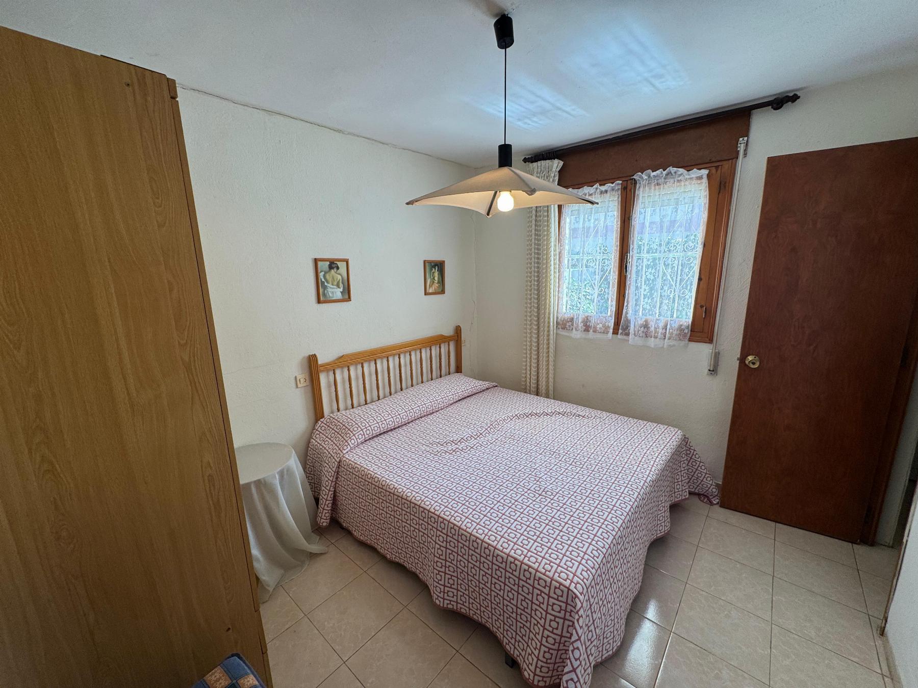 Resale - 3 Bedroom 2 Bathroom  in Torrevieja - Los Balcones - Alicante