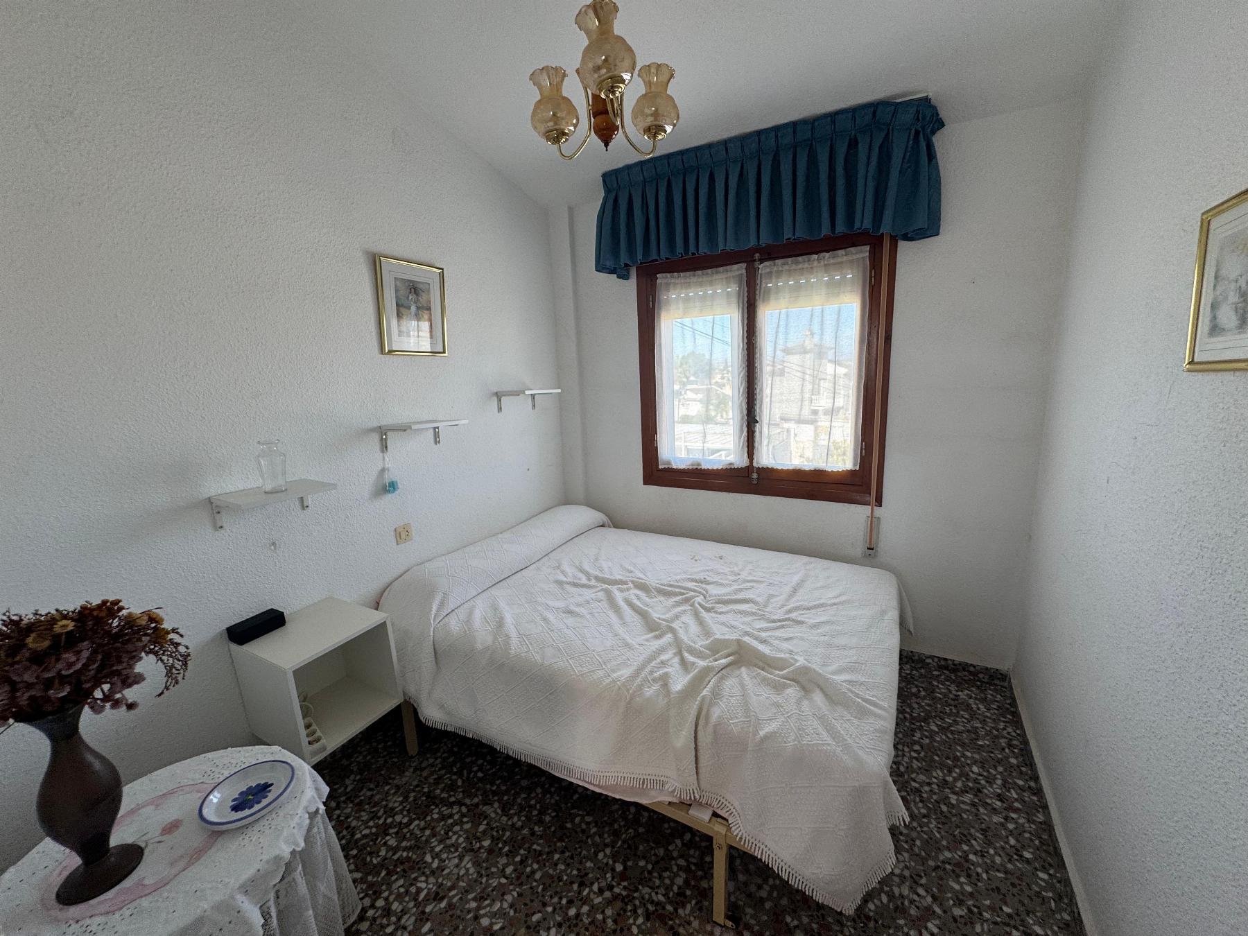 Resale - 3 Bedroom 2 Bathroom  in Torrevieja - Los Balcones - Alicante