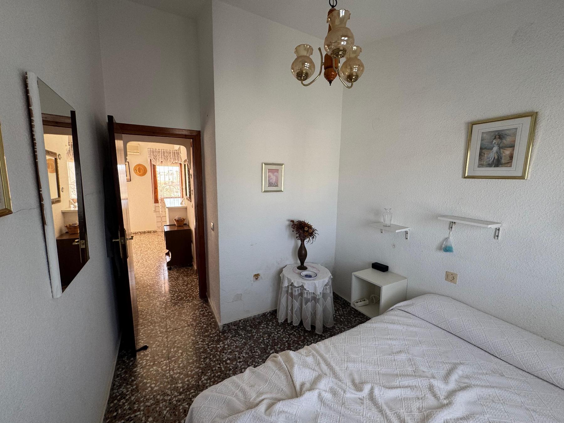 Resale - 3 Bedroom 2 Bathroom  in Torrevieja - Los Balcones - Alicante