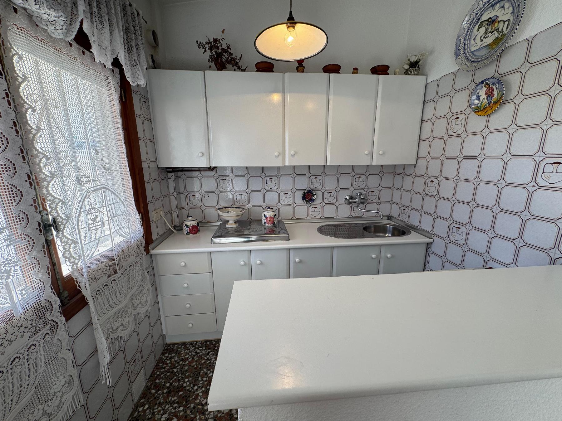 Resale - 3 Bedroom 2 Bathroom  in Torrevieja - Los Balcones - Alicante