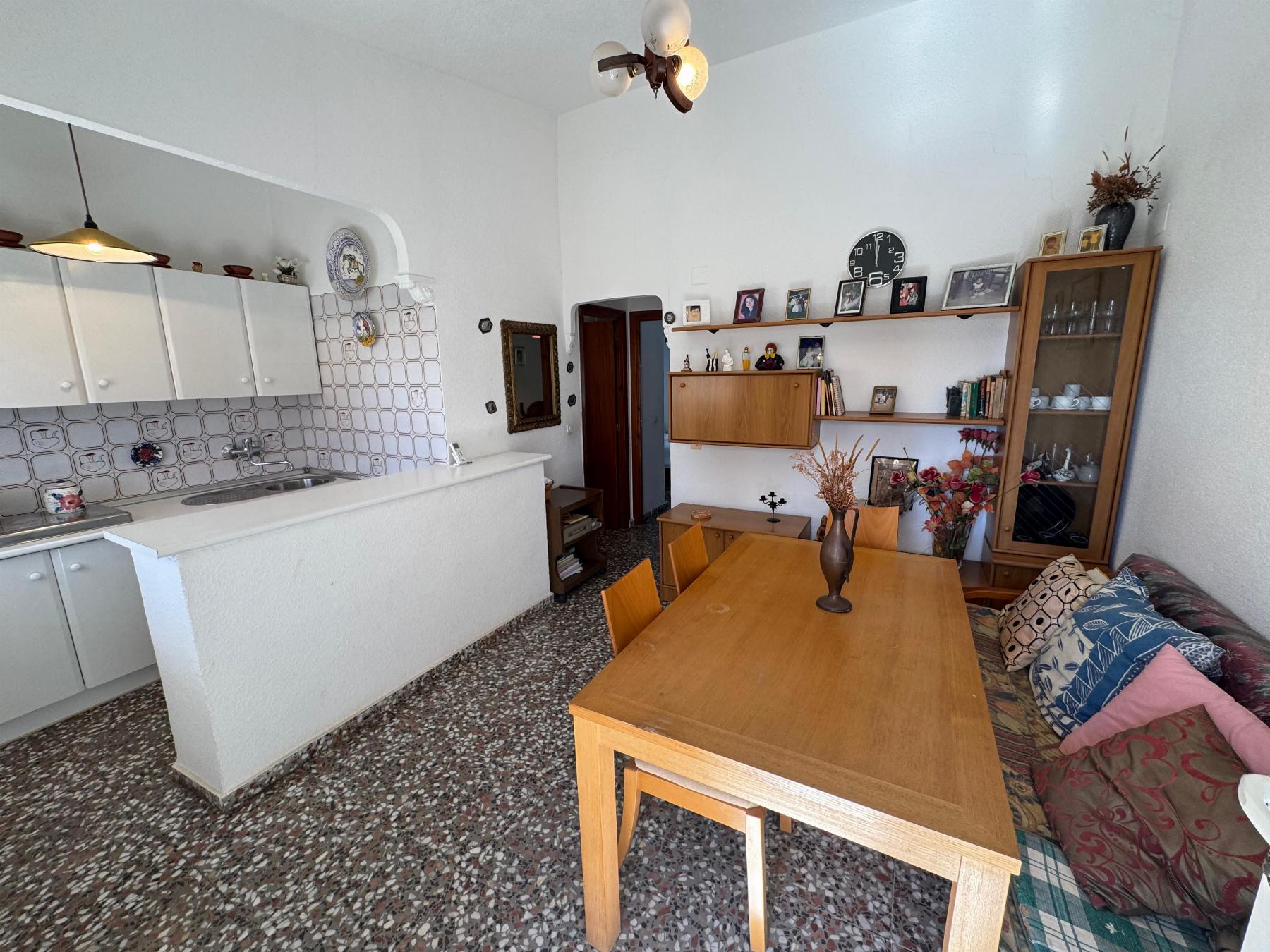 Resale - 3 Bedroom 2 Bathroom  in Torrevieja - Los Balcones - Alicante