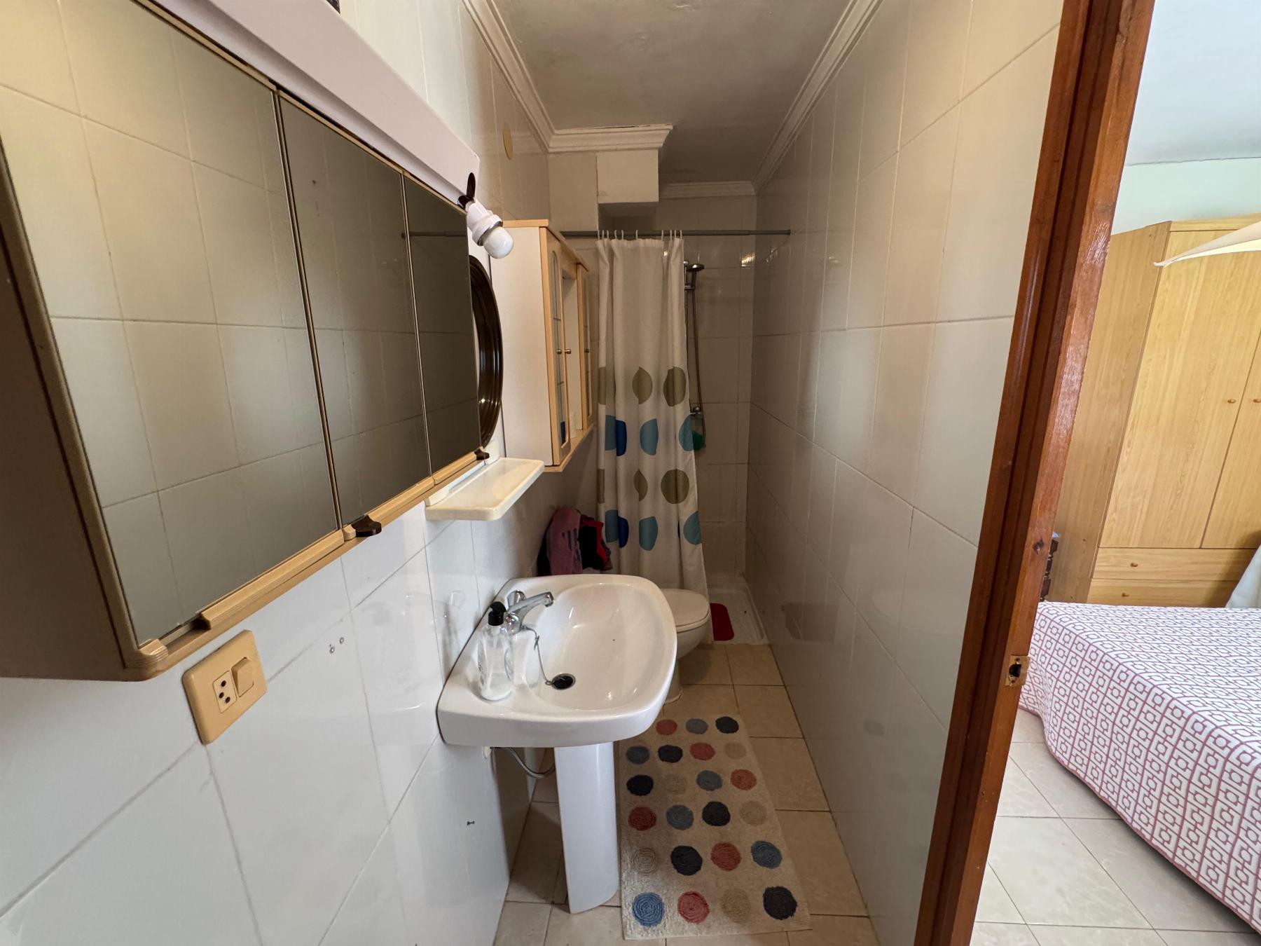 Resale - 3 Bedroom 2 Bathroom  in Torrevieja - Los Balcones - Alicante