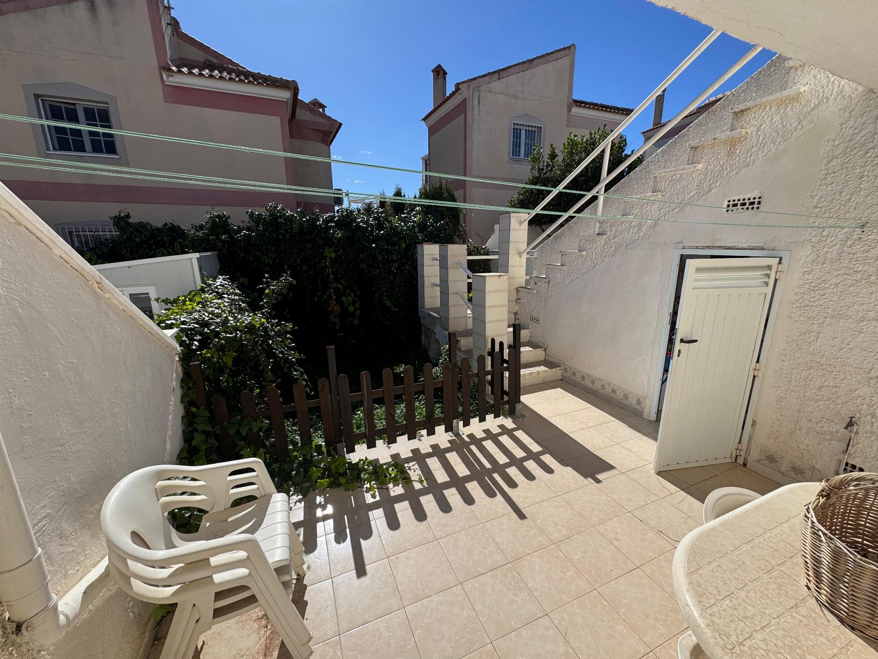 Resale - 3 Bedroom 2 Bathroom  in Torrevieja - Los Balcones - Alicante
