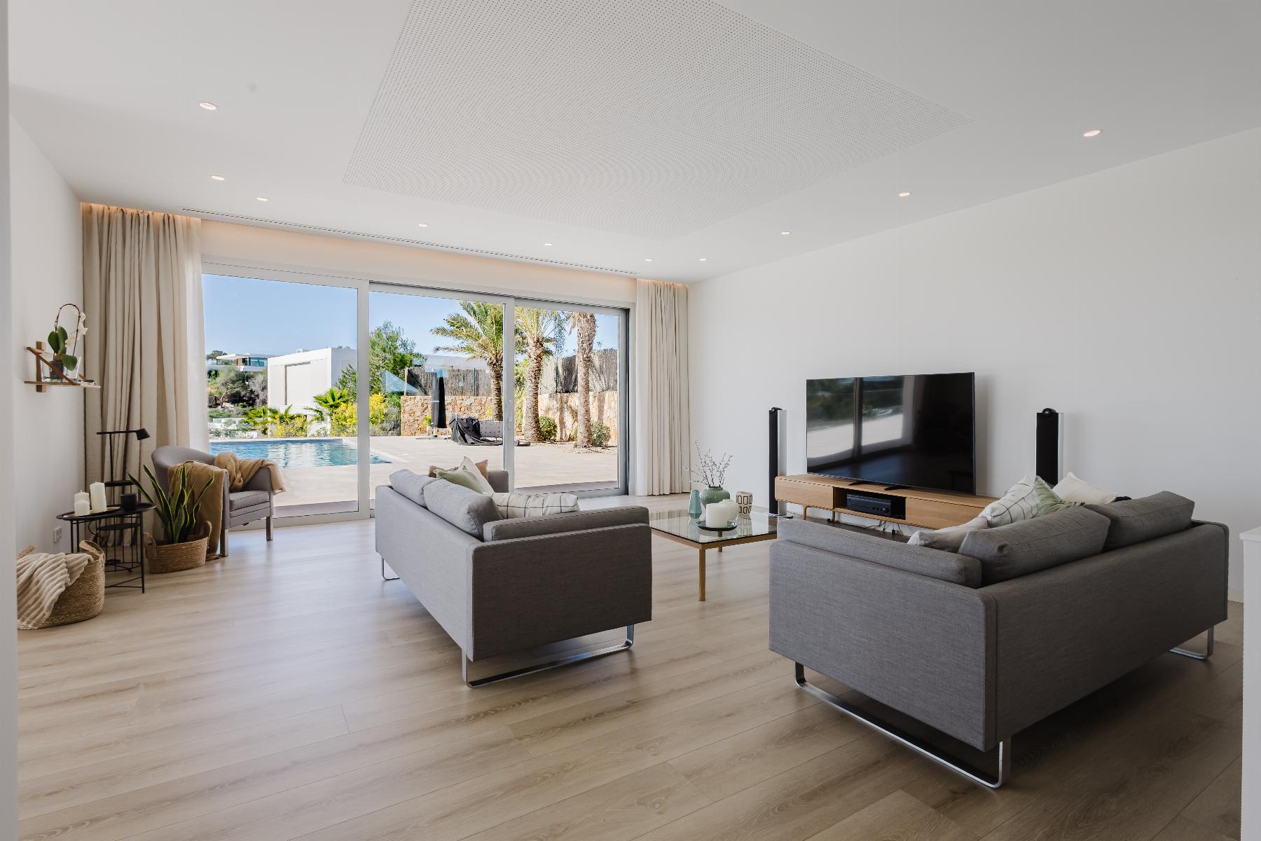 Resale - 5 Bedroom 6 Bathroom  in Orihuela Costa - Las Colinas Golf - Alicante