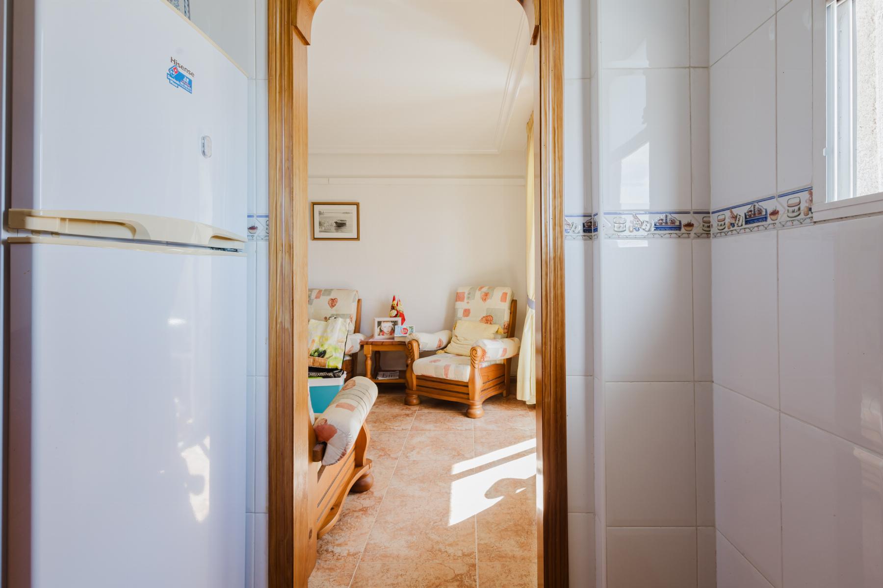 Resale - 3 Bedroom 2 Bathroom  in Torrevieja - Parque de Las Naciones - Alicante