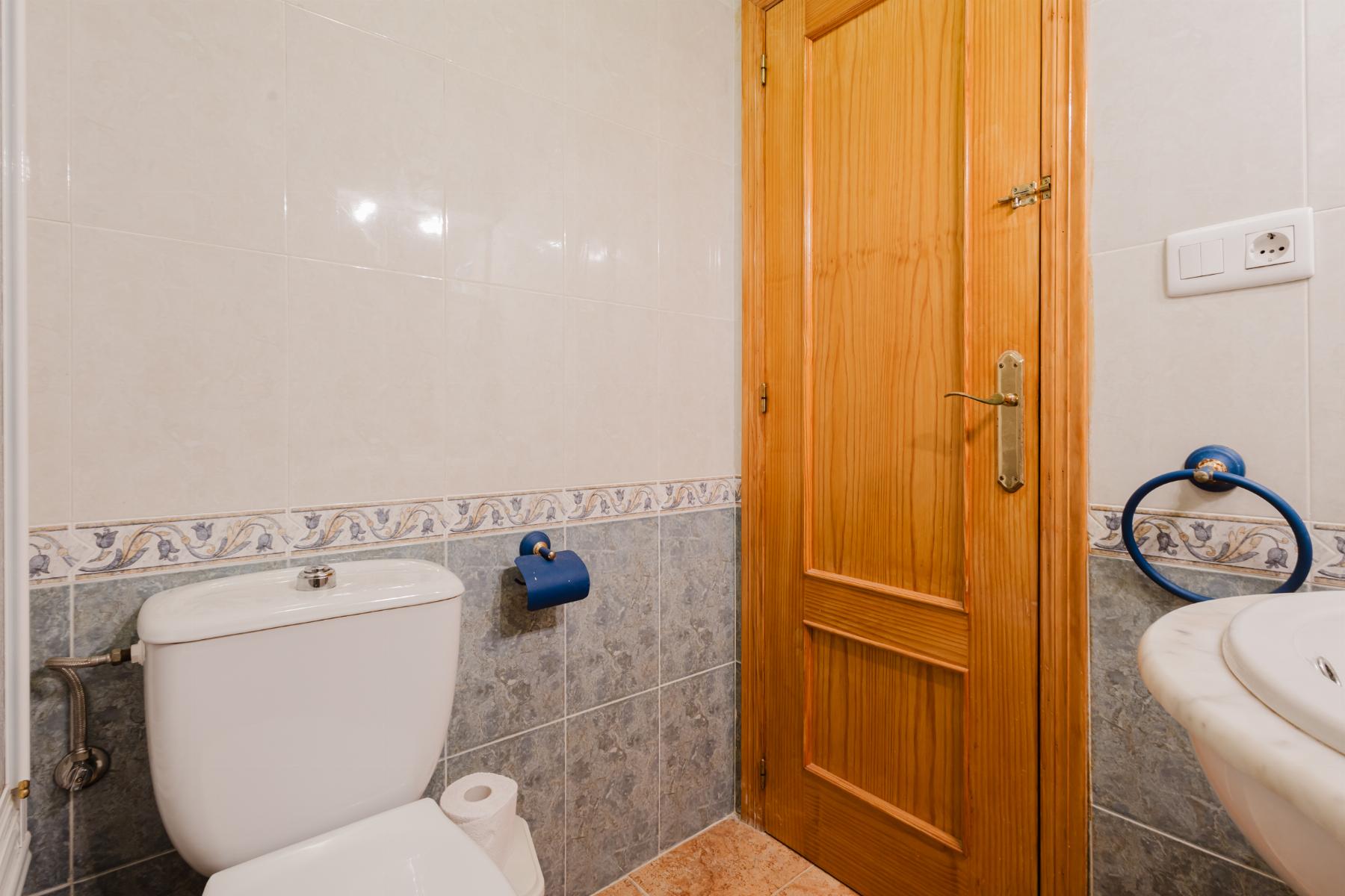 Resale - 3 Bedroom 2 Bathroom  in Torrevieja - Parque de Las Naciones - Alicante