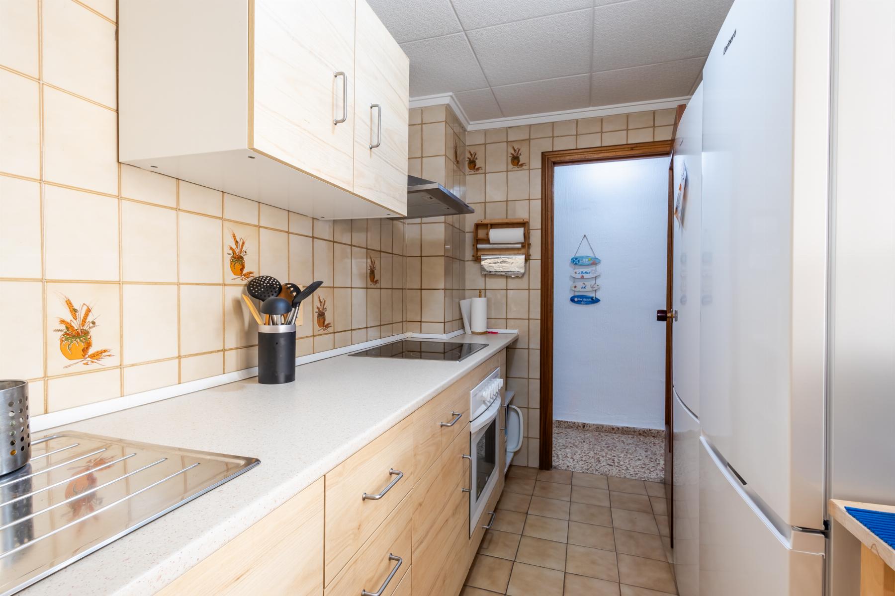Resale - 3 Bedroom 2 Bathroom  in Torrevieja - playa de los naufragos - Alicante