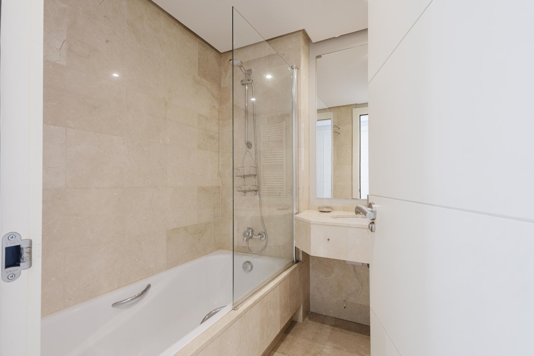 Resale - 2 Bedroom 2 Bathroom  in Orihuela Costa - Las Colinas Golf - Alicante