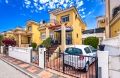 3 Bed 2 Bath Villa With Private parking and community pool in Lo Crispin, Algorfa