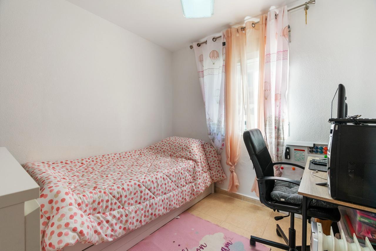Resale - 3 Bedroom 2 Bathroom  in Orihuela Costa - Las Filipinas - Alicante