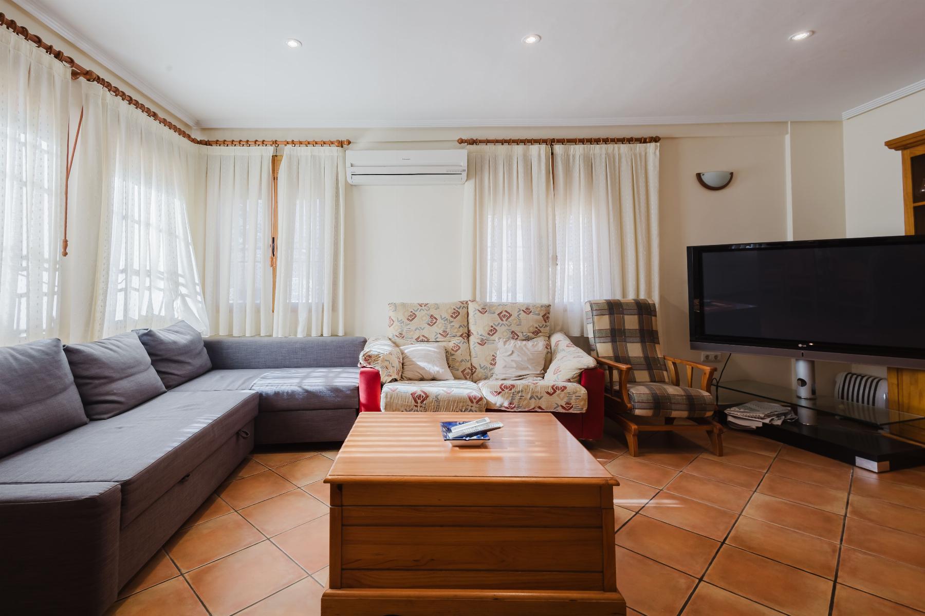 Resale - 3 Bedroom 1 Bathroom  in Torrevieja - LA MATA - Alicante