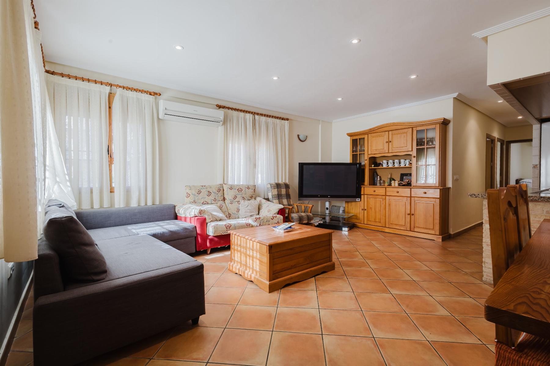Resale - 3 Bedroom 1 Bathroom  in Torrevieja - LA MATA - Alicante