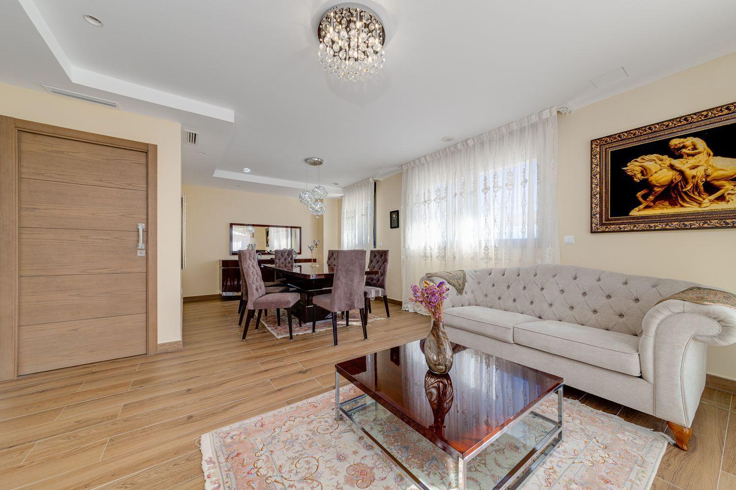 Resale - 3 Bedroom 4 Bathroom  in Torrevieja - Los Balcones - Alicante