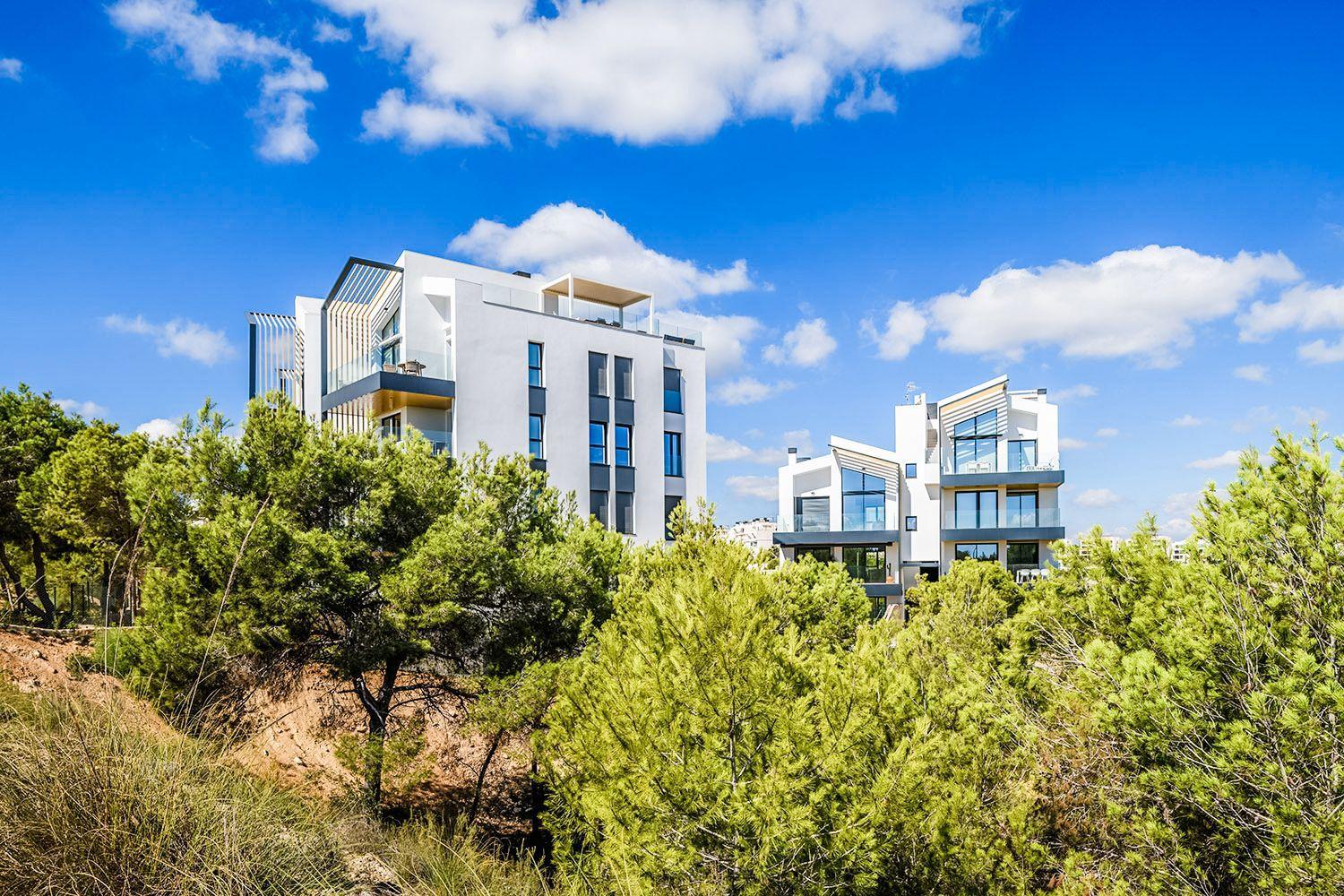 Resale - 2 Bedroom 2 Bathroom  in Orihuela Costa - Las Colinas Golf - Alicante