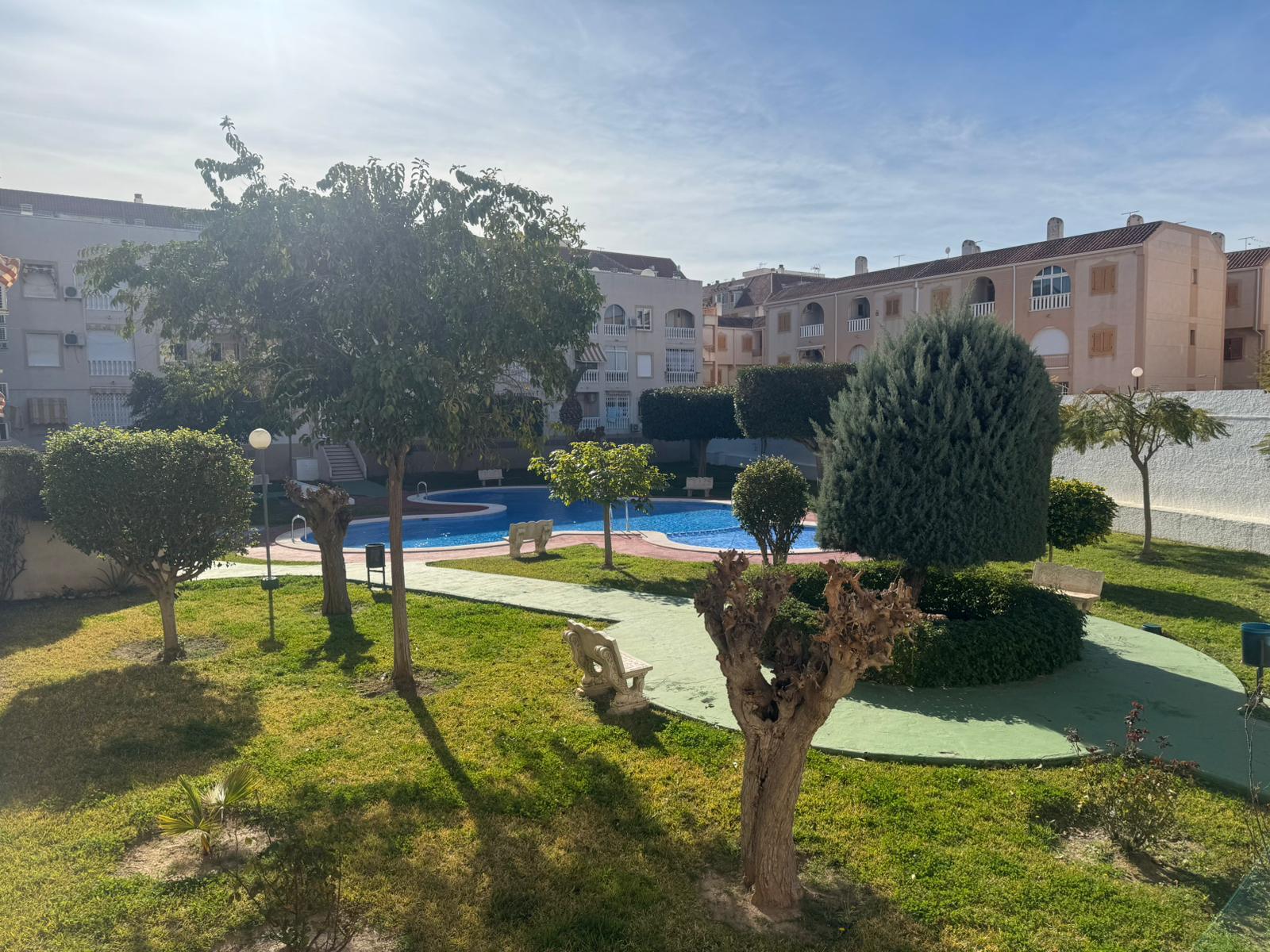 Resale - 2 Bedroom 1 Bathroom  in Torrevieja - Playa del Acequión - Alicante
