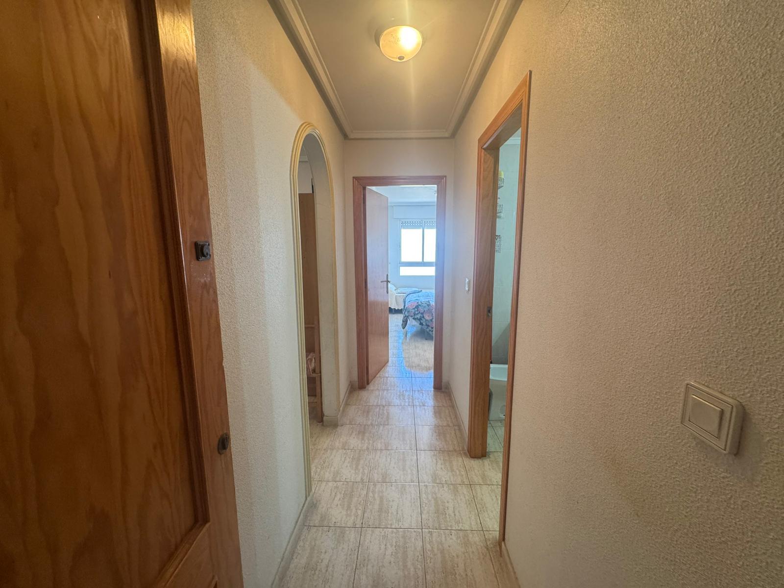 Resale - 2 Bedroom 1 Bathroom  in Torrevieja - Playa del Acequión - Alicante