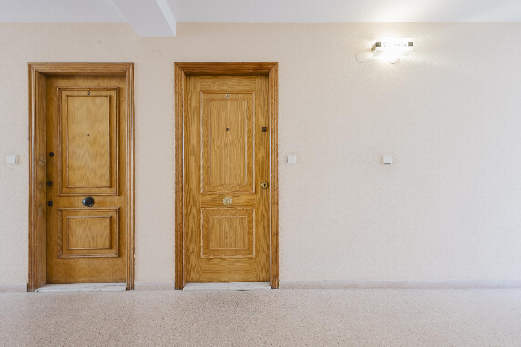 Resale - 3 Bedroom 2 Bathroom  in Torrevieja - Playa del Acequión - Alicante