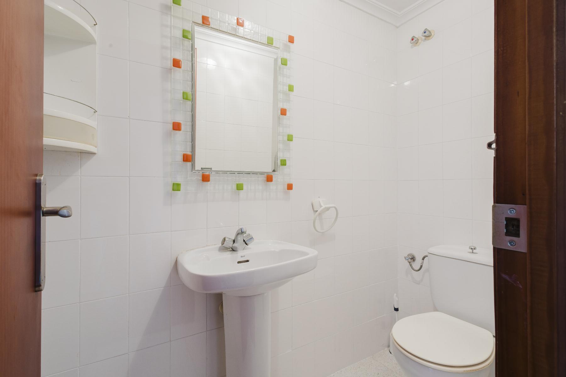Resale - 3 Bedroom 2 Bathroom  in Torrevieja - Playa del Acequión - Alicante