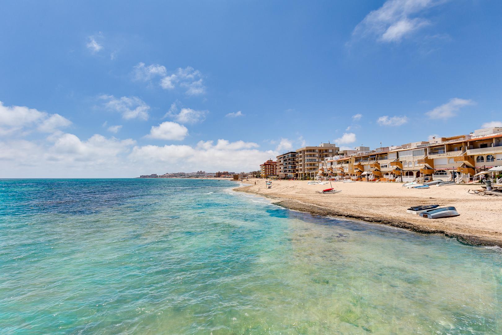 Resale - 2 Bedroom 1 Bathroom  in Torrevieja - LA MATA - Alicante