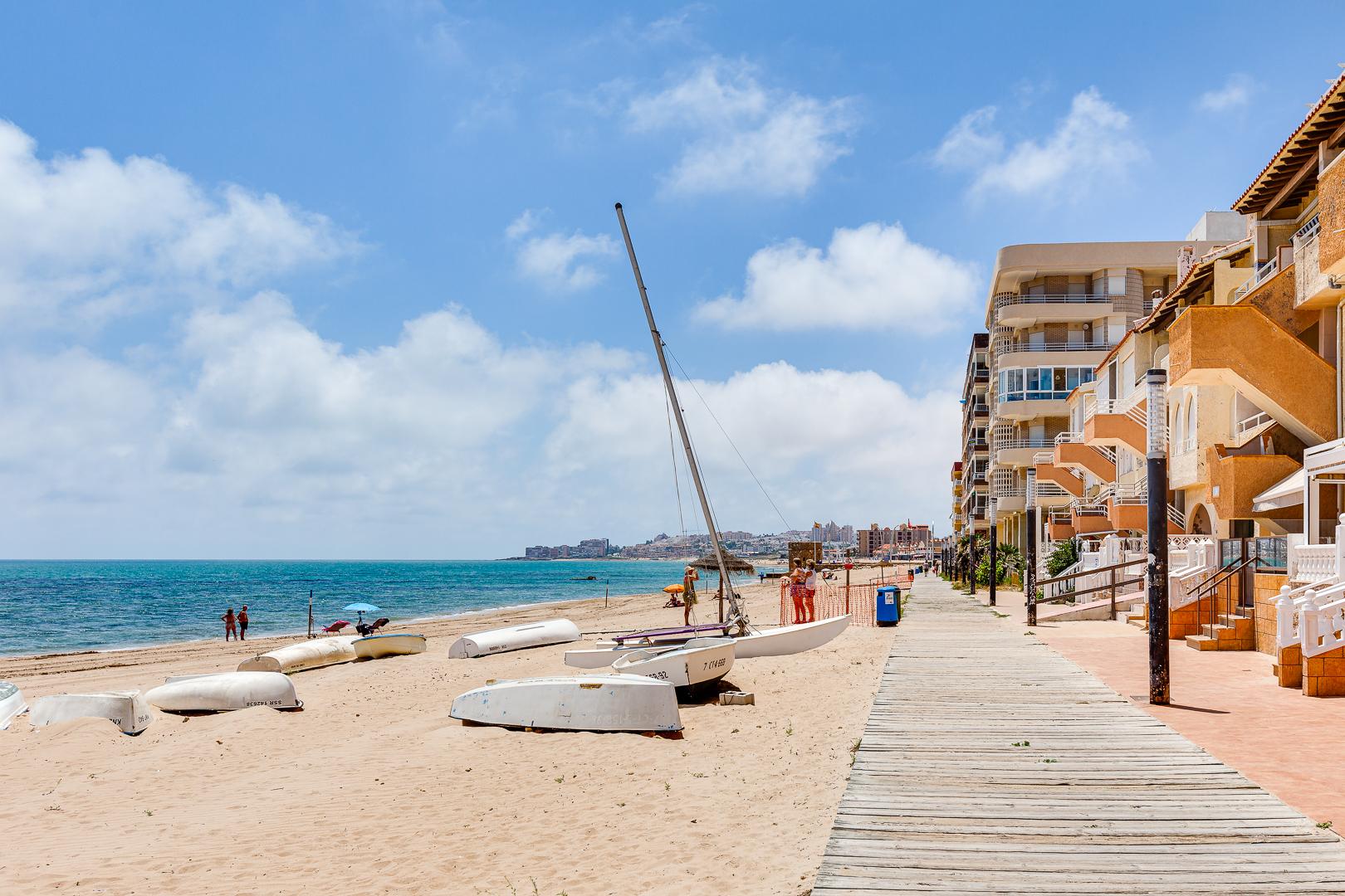 Resale - 2 Bedroom 1 Bathroom  in Torrevieja - LA MATA - Alicante