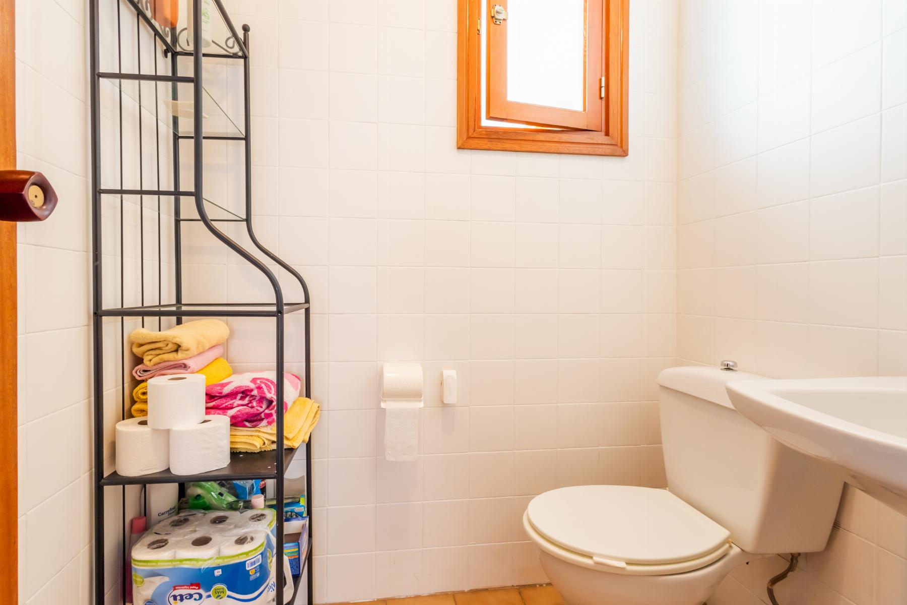 Resale - 3 Bedroom 2 Bathroom  in Torrevieja - playa de los naufragos - Alicante