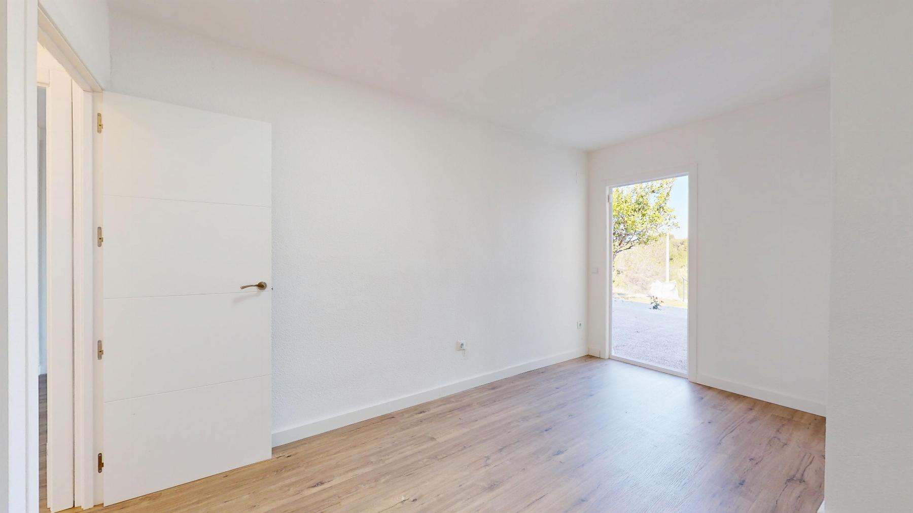 Resale - 2 Bedroom 1 Bathroom  in Orihuela Costa - Villamartin - Alicante