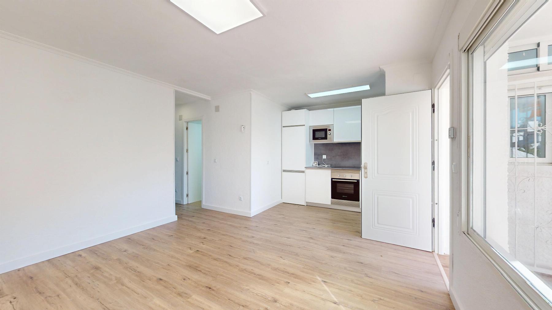 Resale - 2 Bedroom 1 Bathroom  in Orihuela Costa - Villamartin - Alicante