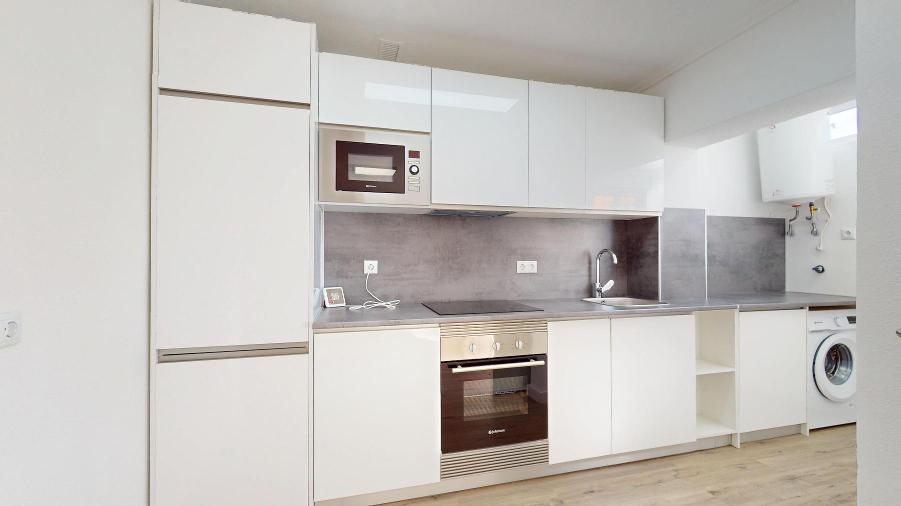 Resale - 2 Bedroom 1 Bathroom  in Orihuela Costa - Villamartin - Alicante
