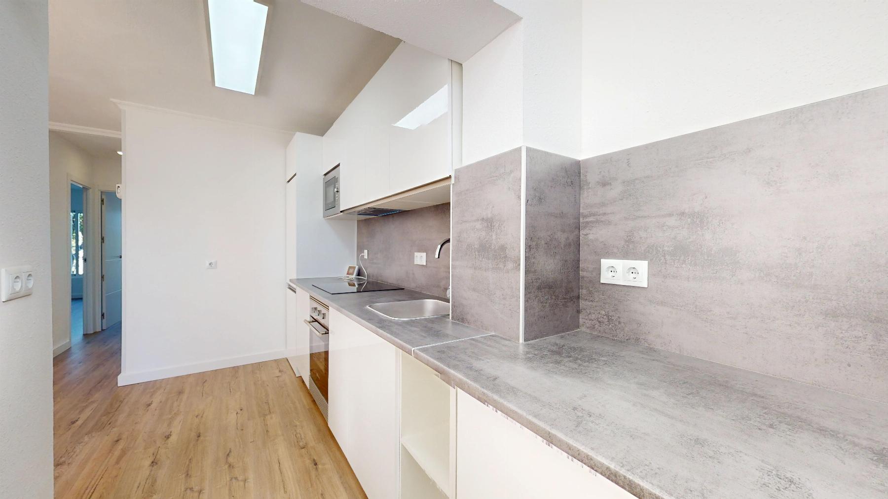 Resale - 2 Bedroom 1 Bathroom  in Orihuela Costa - Villamartin - Alicante
