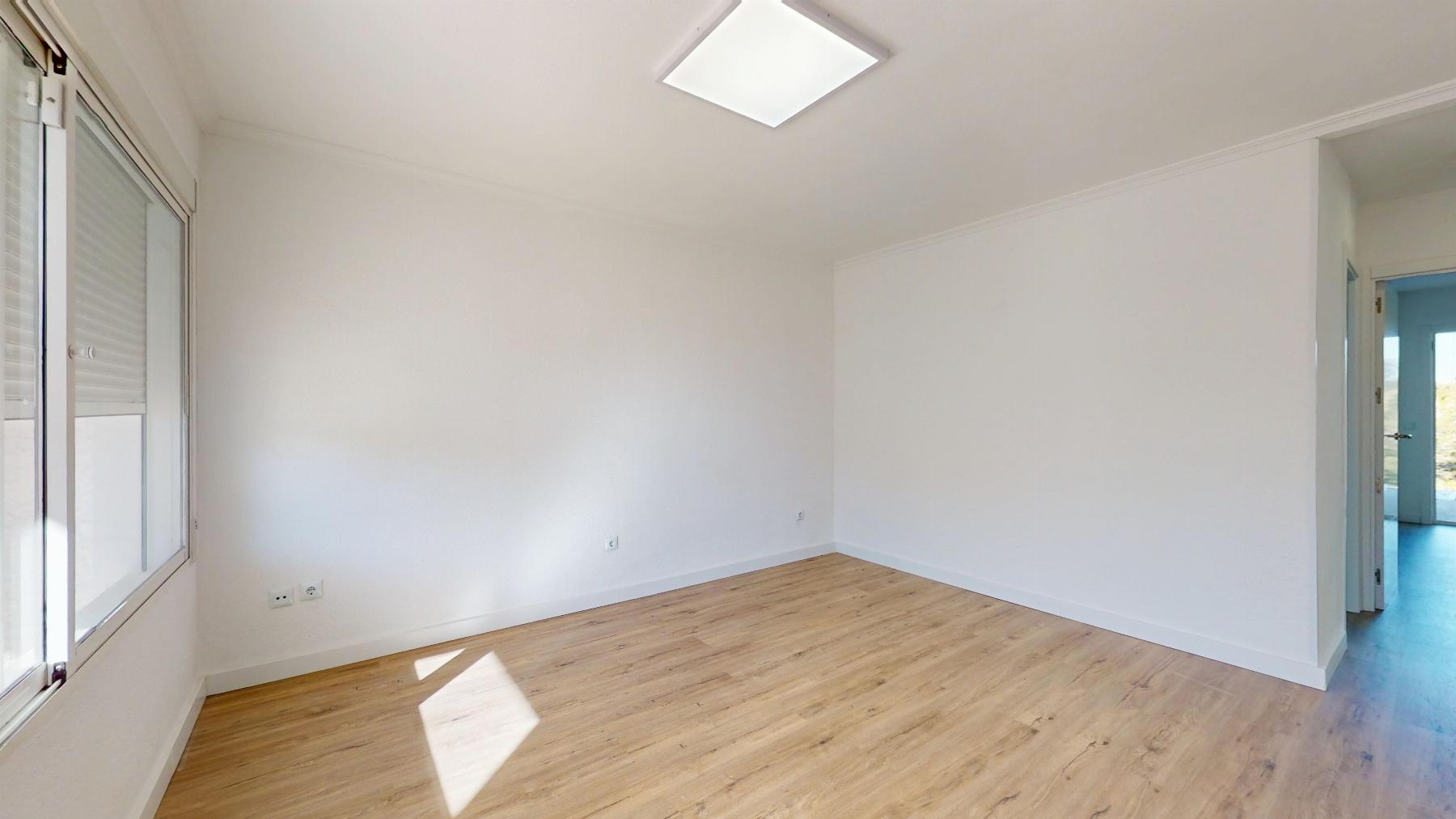 Resale - 2 Bedroom 1 Bathroom  in Orihuela Costa - Villamartin - Alicante