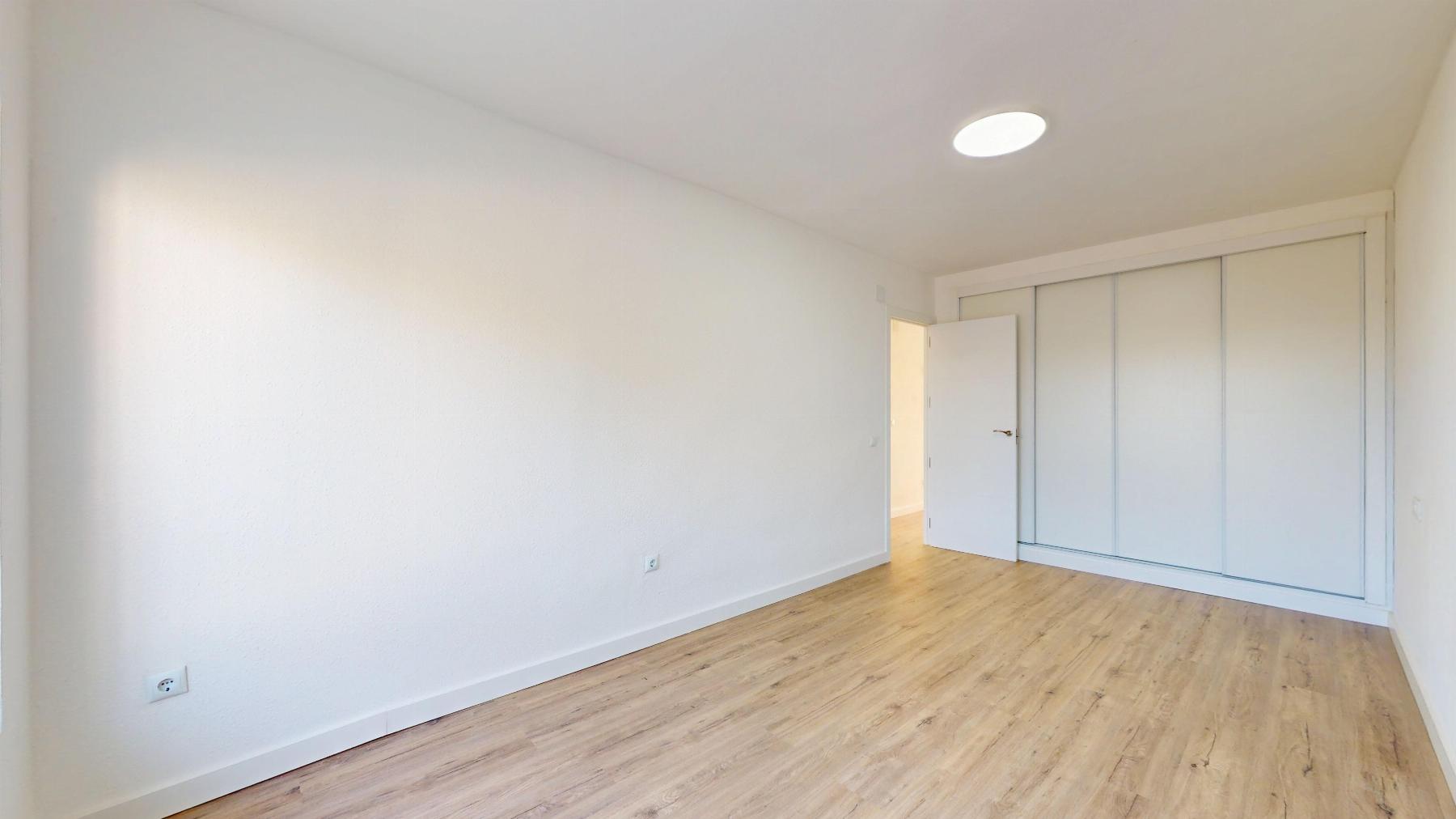Resale - 2 Bedroom 1 Bathroom  in Orihuela Costa - Villamartin - Alicante