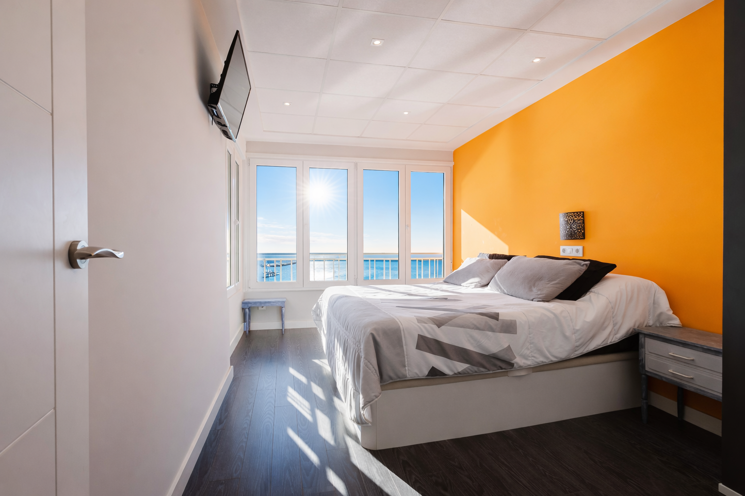 Resale - 3 Bedroom 2 Bathroom  in Torrevieja - Playa del Acequión - Alicante