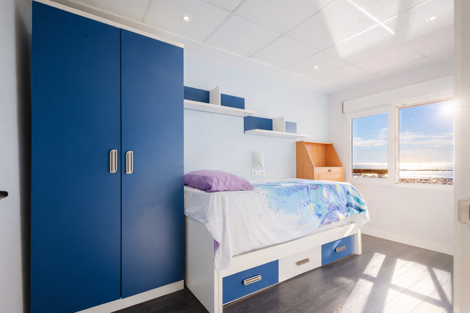 Resale - 3 Bedroom 2 Bathroom  in Torrevieja - Playa del Acequión - Alicante