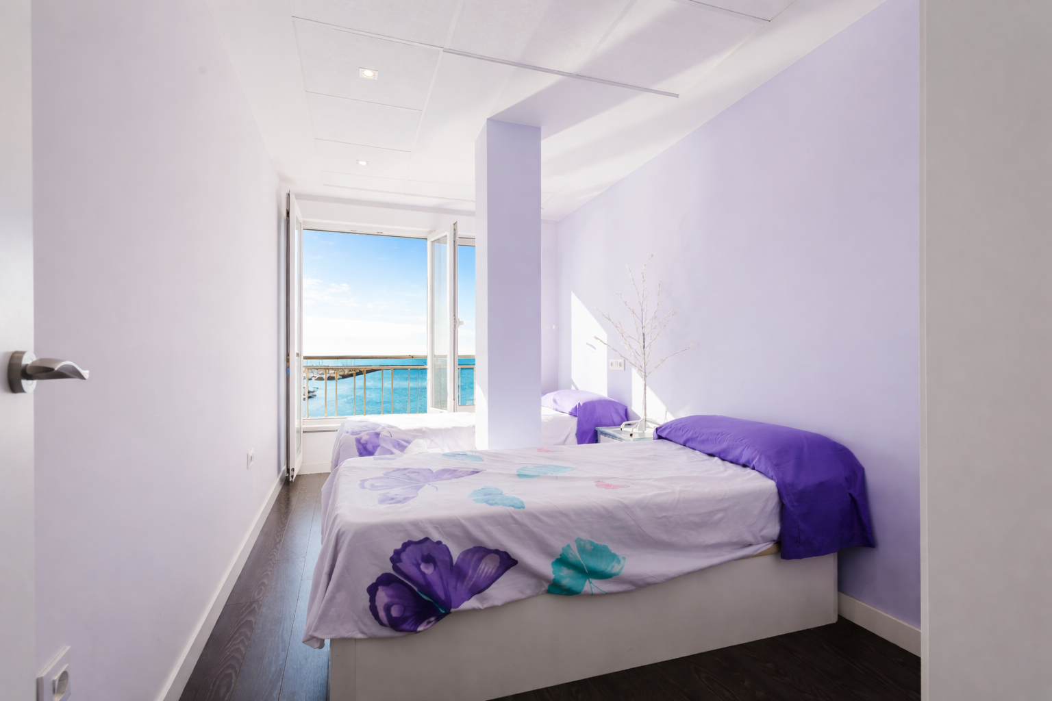 Resale - 3 Bedroom 2 Bathroom  in Torrevieja - Playa del Acequión - Alicante