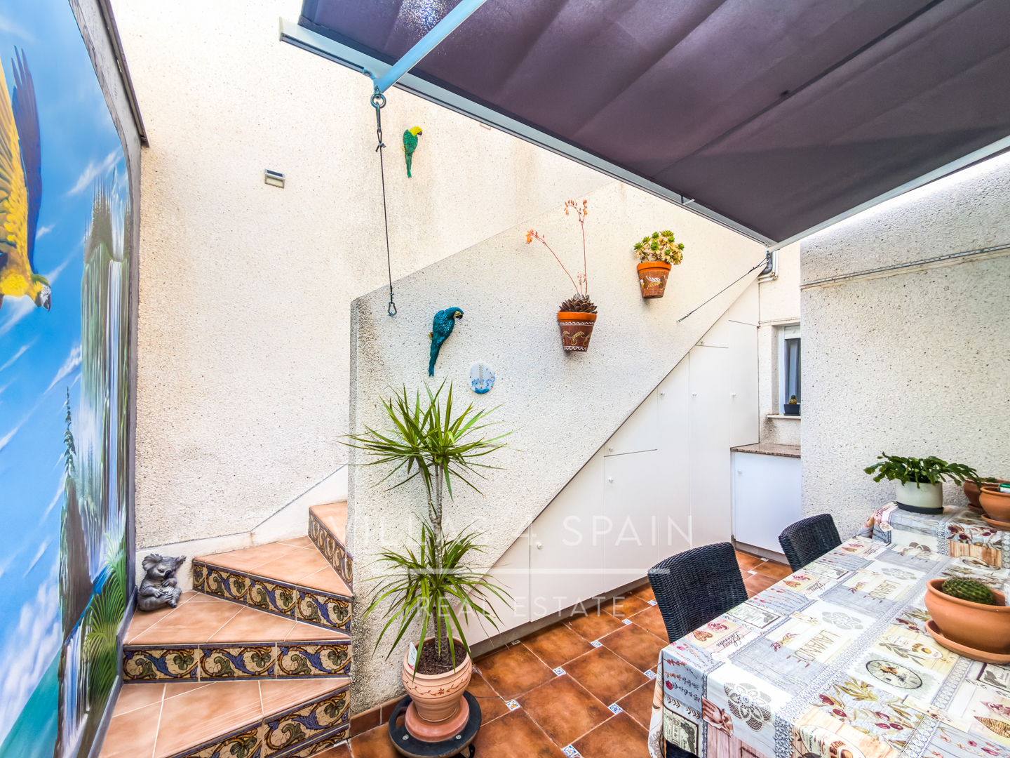 Resale - 3 Bed 2 Bath townhouse with roof terrace and community pool in Benijofar - Ciudad Quesada  - calle rio miño - Alicante