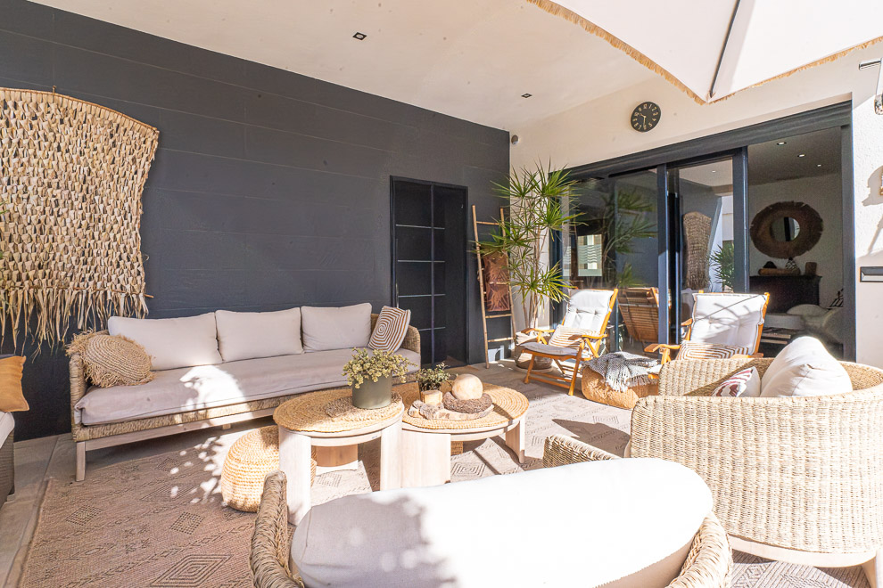 Resale - 4 bed 2 bath villa with private pool for sale in Benijofar - calle goya - Alicante
