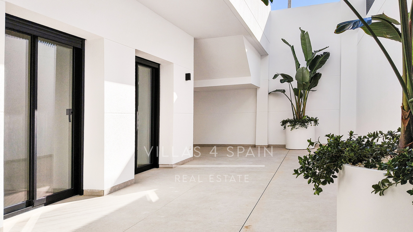 New Build - 4-5 bed 3 bath key ready new build villa in La Marquesa, Ciudad Quesada - calle mercurio - Alicante