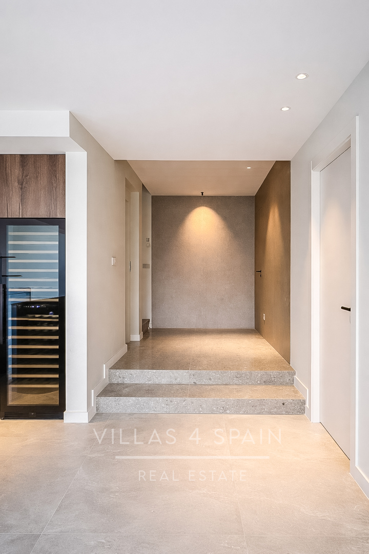 New Build - 4 Bed 4 Bath new build luxury villa in La Marina Alicante - calle estatua de libertad  - Alicante