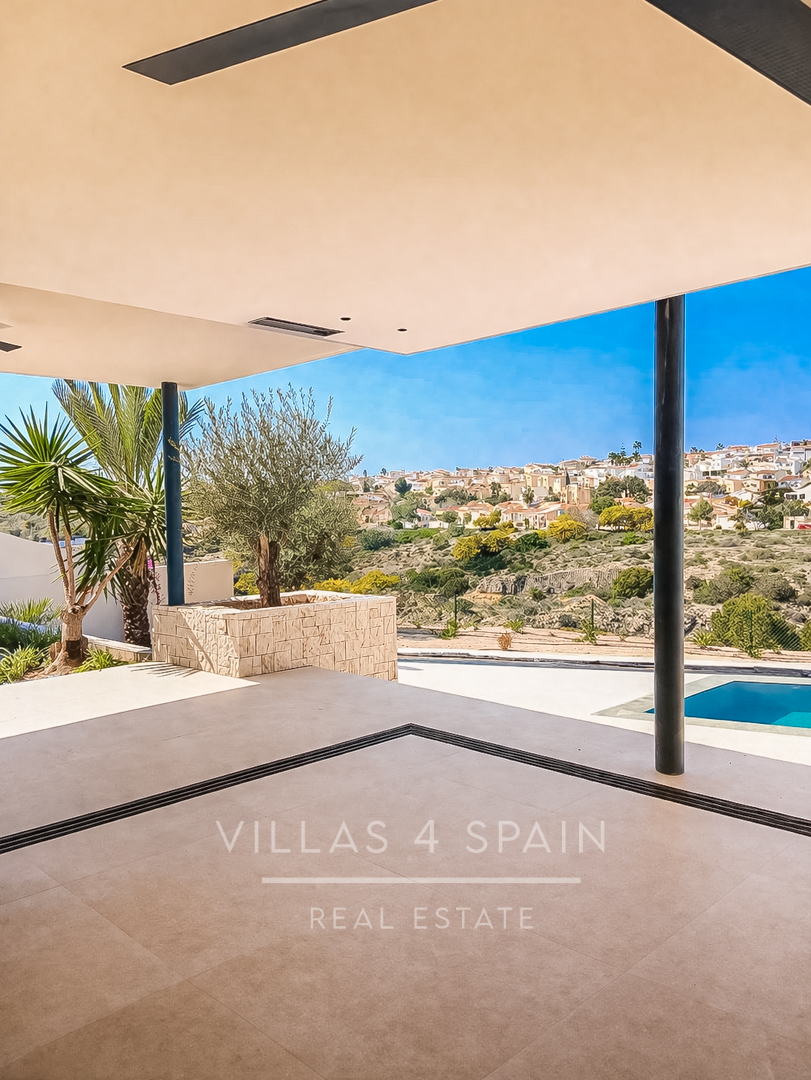 New Build - 4 Bed 4 Bath new build luxury villa in La Marina Alicante - calle estatua de libertad  - Alicante