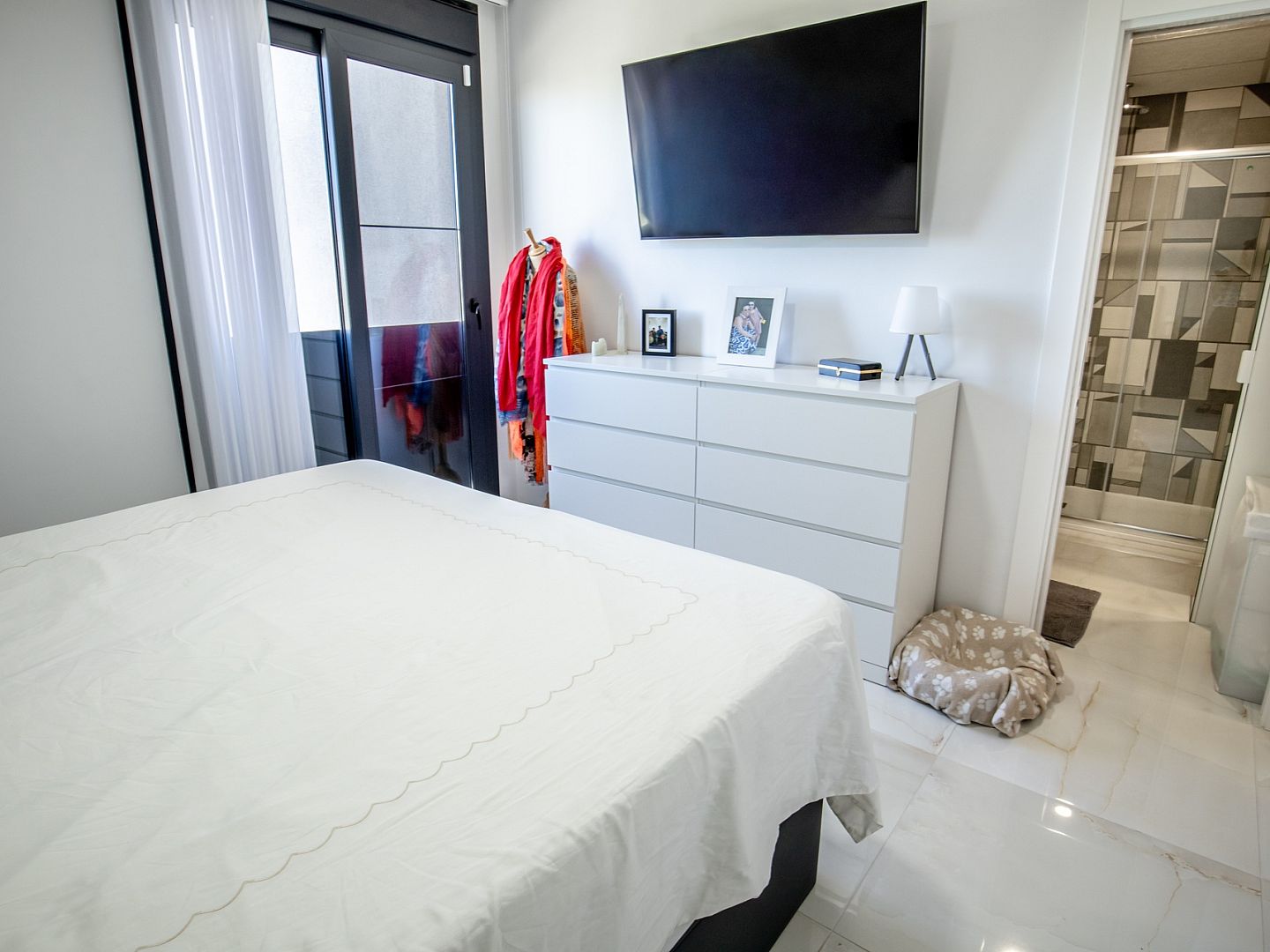 Resale - 3 Bed 2 Bath Penthouse in Los Altos - Torrevieja with Parking Place and Storage Room - C. Lagos de Covadonga - Alicante