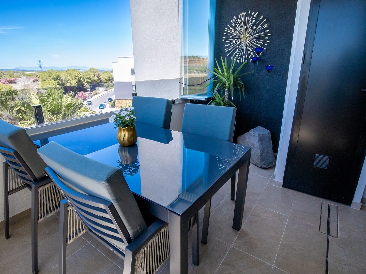 Resale - 3 Bed 2 Bath Penthouse in Los Altos - Torrevieja with Parking Place and Storage Room - C. Lagos de Covadonga - Alicante