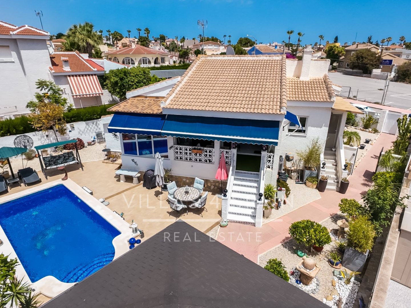 3 Bed 2 Bath Villa with a Private Pool, Garden and parking in Ciudad Quesada, Rojales, Alicante 