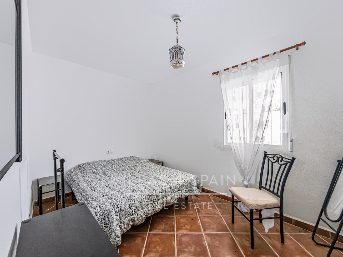 Resale - 6 Bed 4 Bath Villa with Pool and Large Plot with multiple garages in Fortuna  - calle baños 3 - Murcia