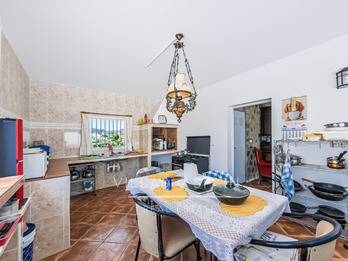 Resale - 6 Bed 4 Bath Villa with Pool and Large Plot with multiple garages in Fortuna  - calle baños 3 - Murcia