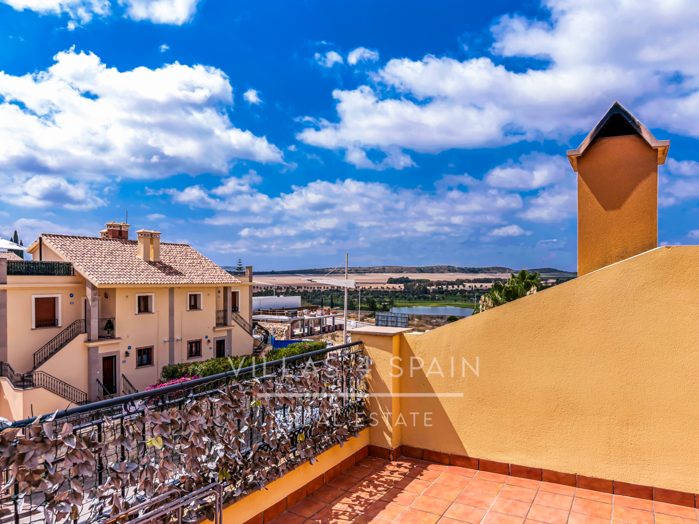 Resale - 2 Bed 2 Bath Penthouse apartment with roof terrace in La Finca Golf Algorfa, with community Pool - calle benferri la finca golf Algorfa - Alicante