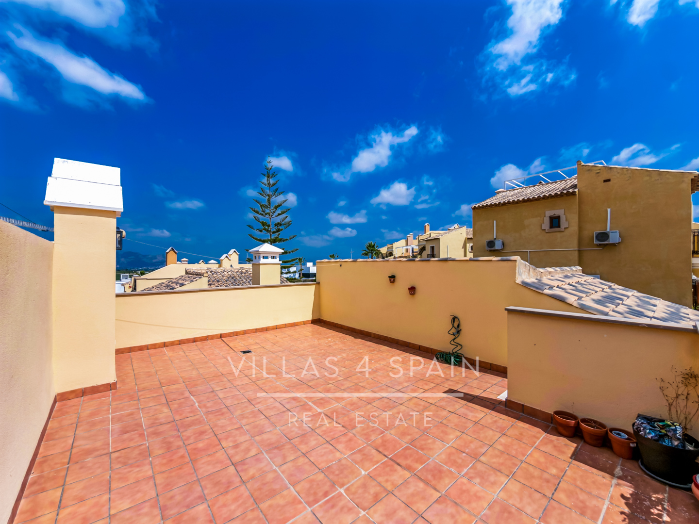 Resale - 2 Bed 2 Bath Penthouse apartment with roof terrace in La Finca Golf Algorfa, with community Pool - calle benferri la finca golf Algorfa - Alicante