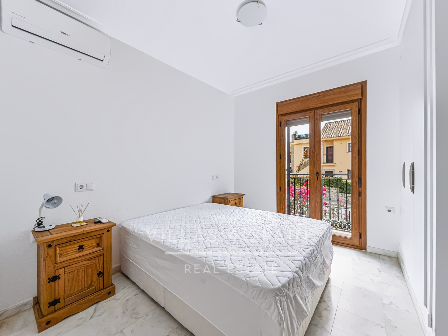 Resale - 2 Bed 2 Bath Penthouse apartment with roof terrace in La Finca Golf Algorfa, with community Pool - calle benferri la finca golf Algorfa - Alicante
