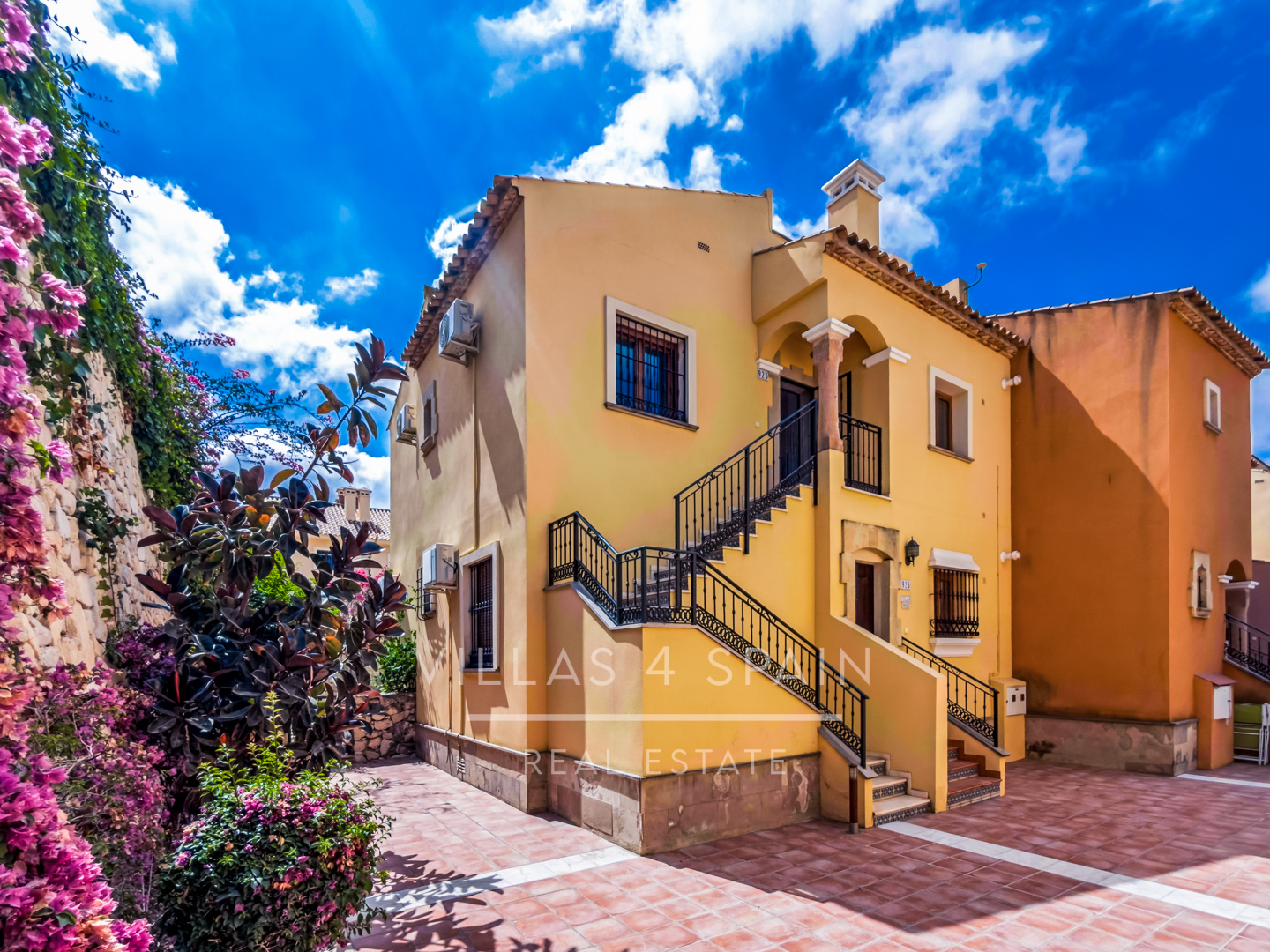 Resale - 2 Bed 2 Bath Penthouse apartment with roof terrace in La Finca Golf Algorfa, with community Pool - calle benferri la finca golf Algorfa - Alicante