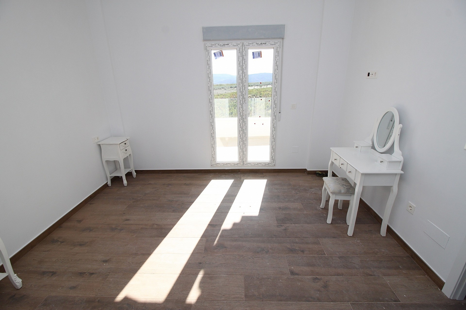 Resale - 4 Bedroom 3 Bathroom Villa in Pinoso -  - Alicante