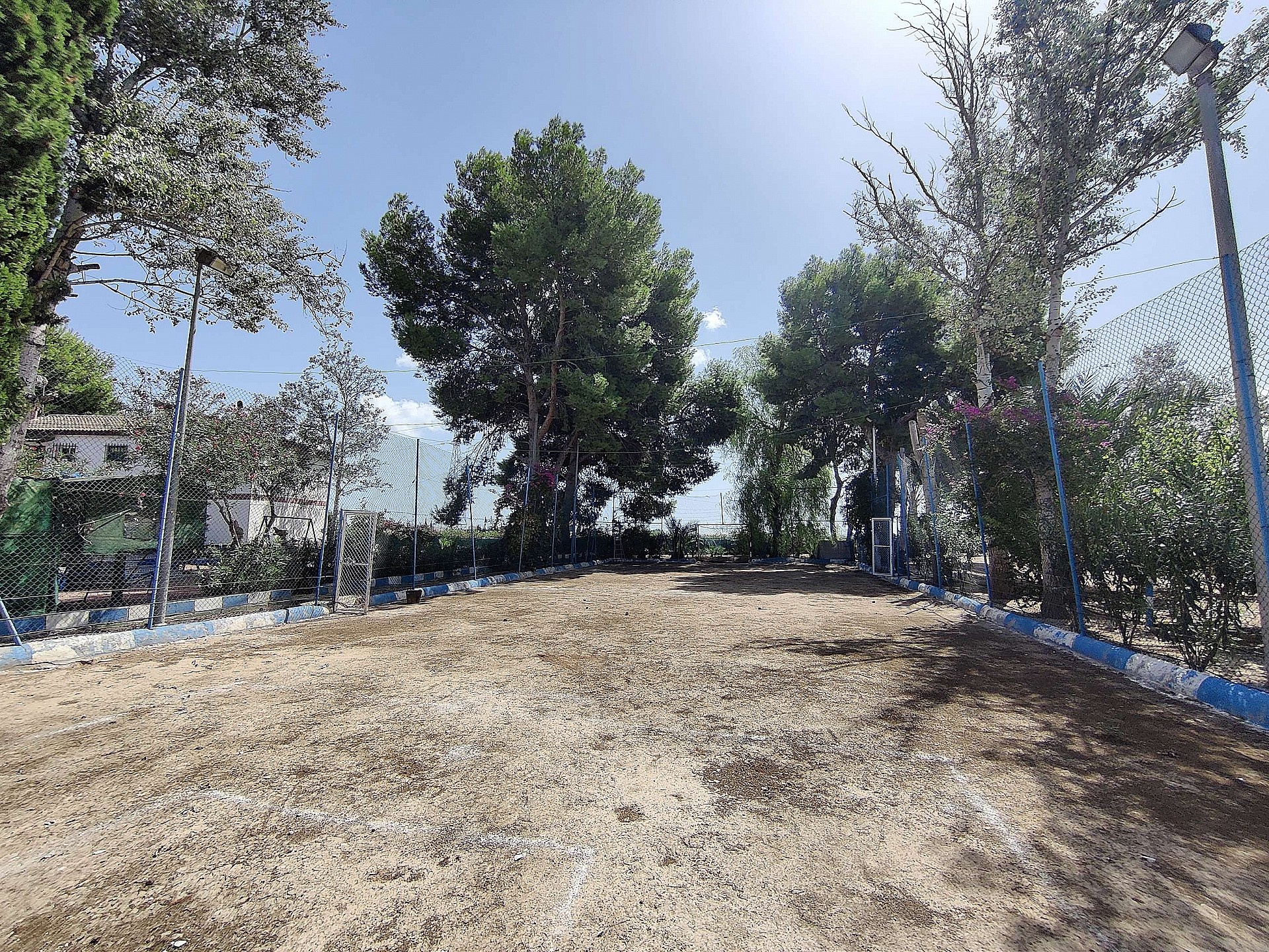 Resale - 3 Bedroom 2 Bathroom Country house in Crevillente -  - Alicante
